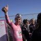 Giro d’Italia, Kooij vince a Napoli e chiude prima parte corsa: finora è dominio Pogacar