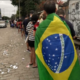 Brasile, cittadini al voto in una favela a Rio De Janeiro