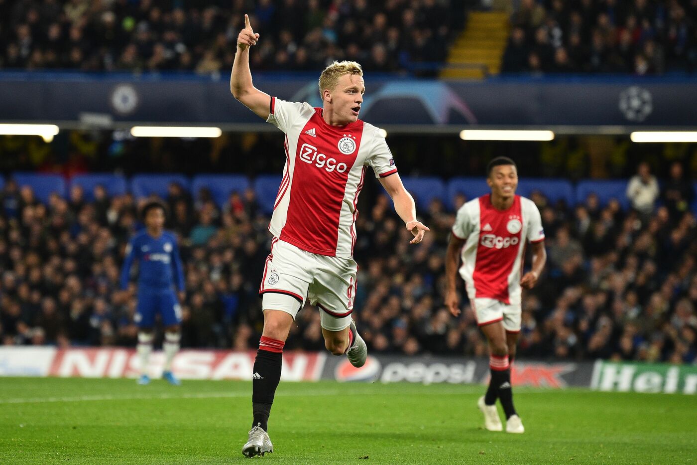 Utrecht-Ajax pronostico 9 febbraio eredivisie