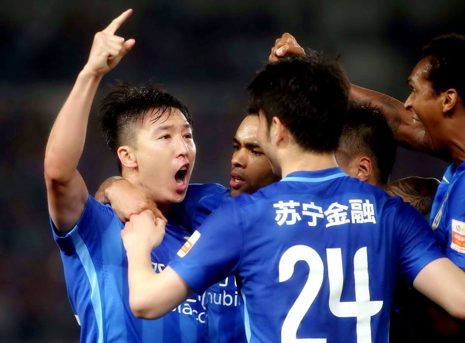 Cina Super League sabato 27 ottobre. In Cina 27ma giornata del massimo torneo con Shanghai SIPG primo a quota 59, +2 sul Guangzhou Evergrande