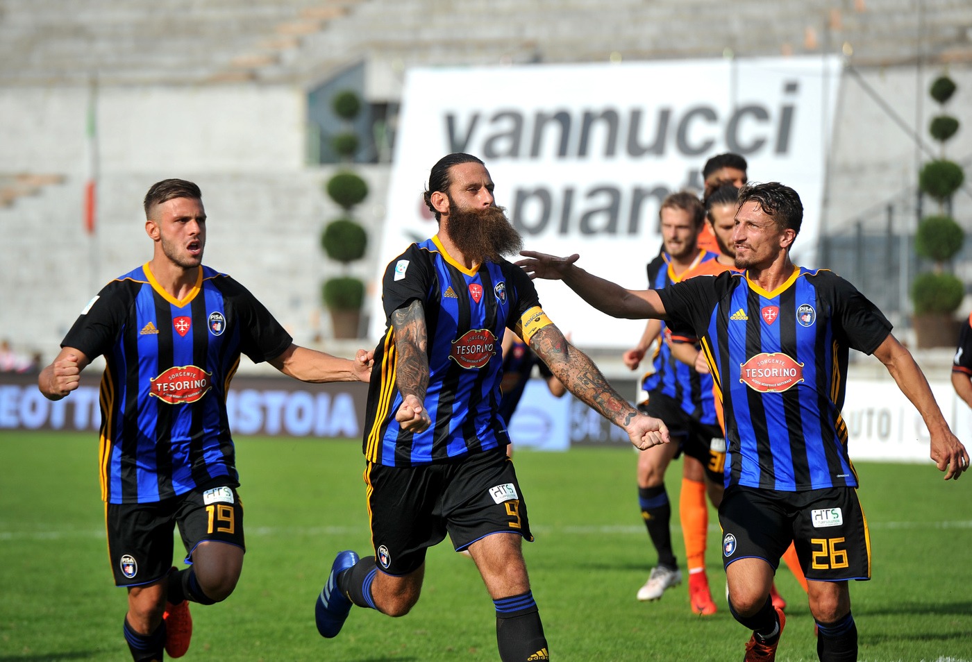 Serie C, Arezzo-Pisa 29 maggio: derby toscano nei quarti di finale