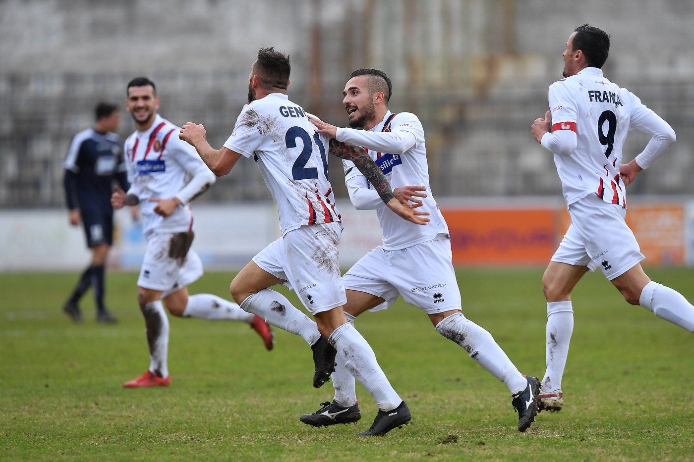 Potenza-Rende 12 maggio: si gioca il primo turno dei play-off di Serie C. I padroni di casa sono favoriti per la qualificazione.